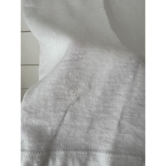 ✨ Christian Siriano 100% Linen embroidered tee✨  - Picture 3 of 3